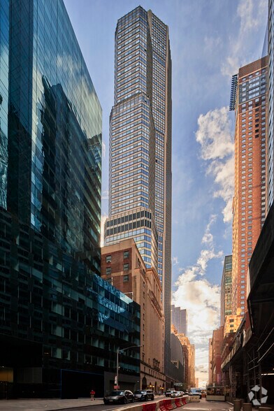 More Photos Of 156 W 56th St, New York Coworking Space