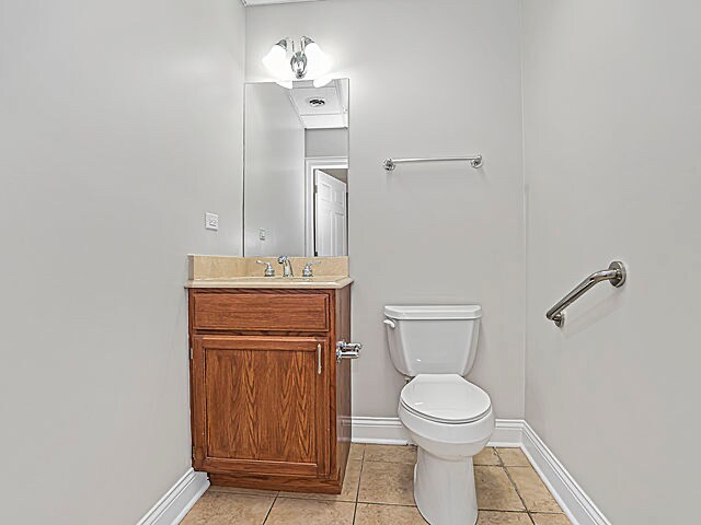 More Photos Of 2249 W Irving Park Rd, Chicago Apartments For Sale