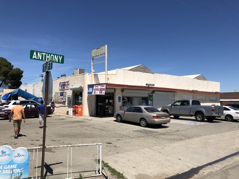 5789 S Anthony, Tranquillity, CA 93668 Storefront For Sale