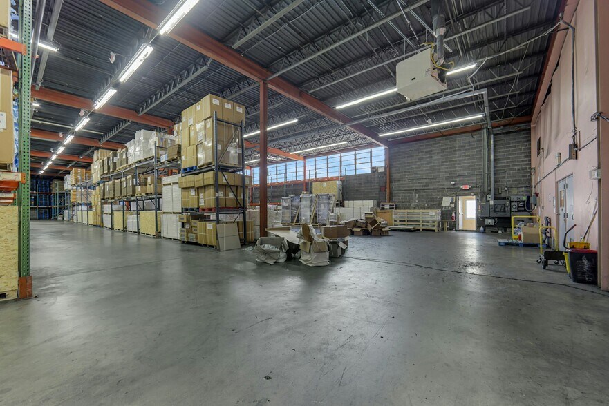More Photos Of 370 Bergen Ave, Kearny Warehouse For Lease