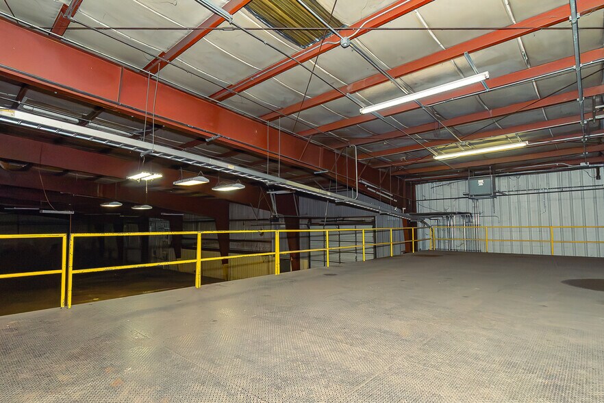 More Photos Of 199 Paradise Valley Rd, Athens Warehouse For Sale