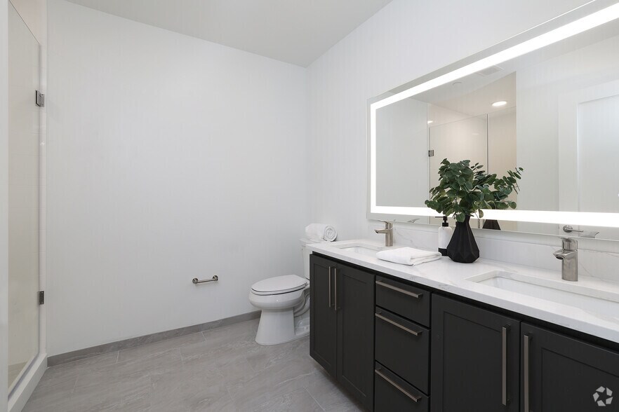 More Photos Of 128 Maple St, Danvers Apartments For Lease