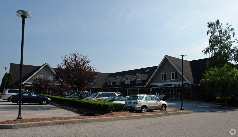 More Photos Of 694 S Rt-15, Lake Hopatcong Unknown For Lease