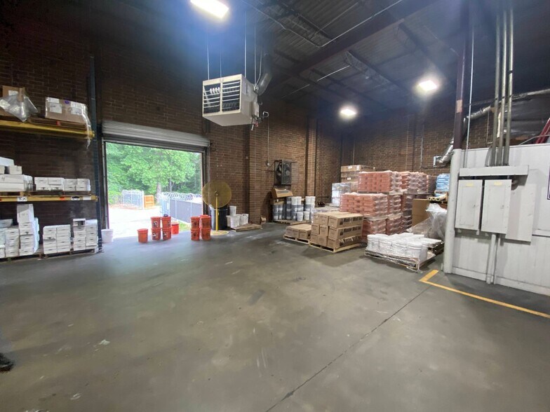 More Photos Of 2265 Lithonia Industrial Blvd, Lithonia Distribution For Lease