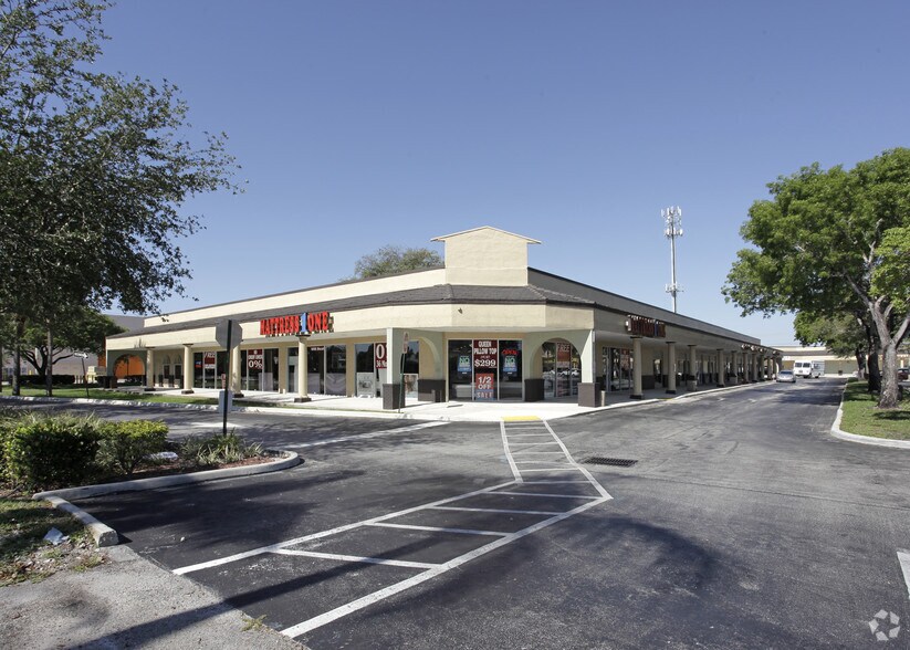 More Photos Of 5503-5795 S University Dr, Davie Unknown For Lease