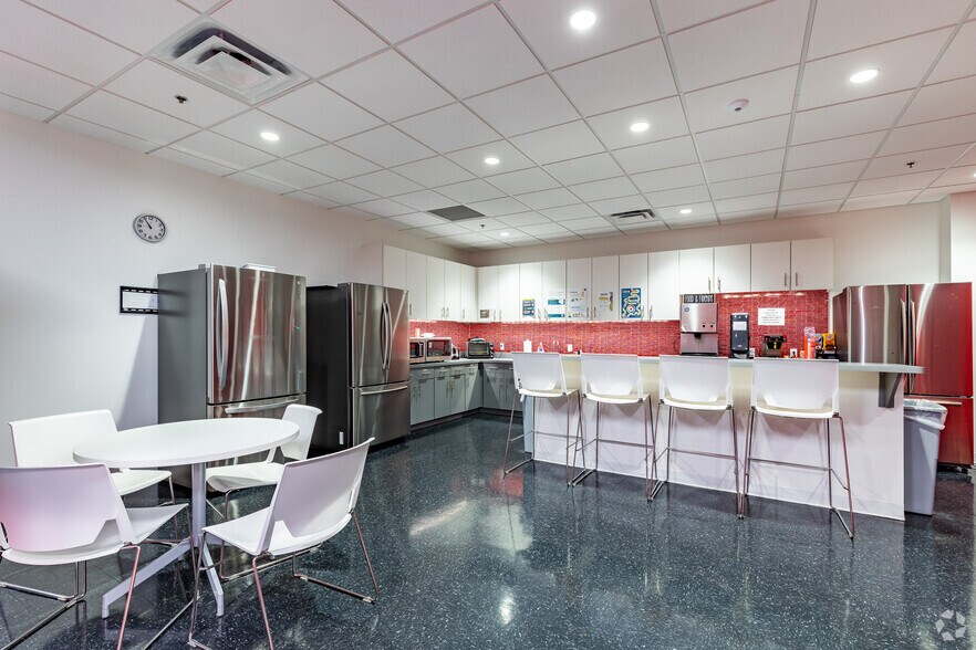 Photo of 9th Floor Ste 950N & 9580N