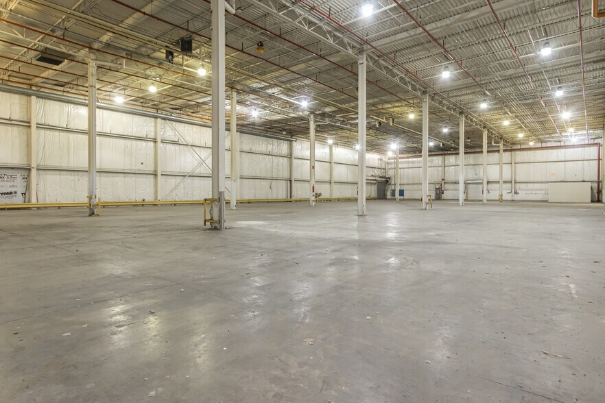 More Photos Of 377 Industrial Park Rd, Mount Jackson Warehouse For Lease