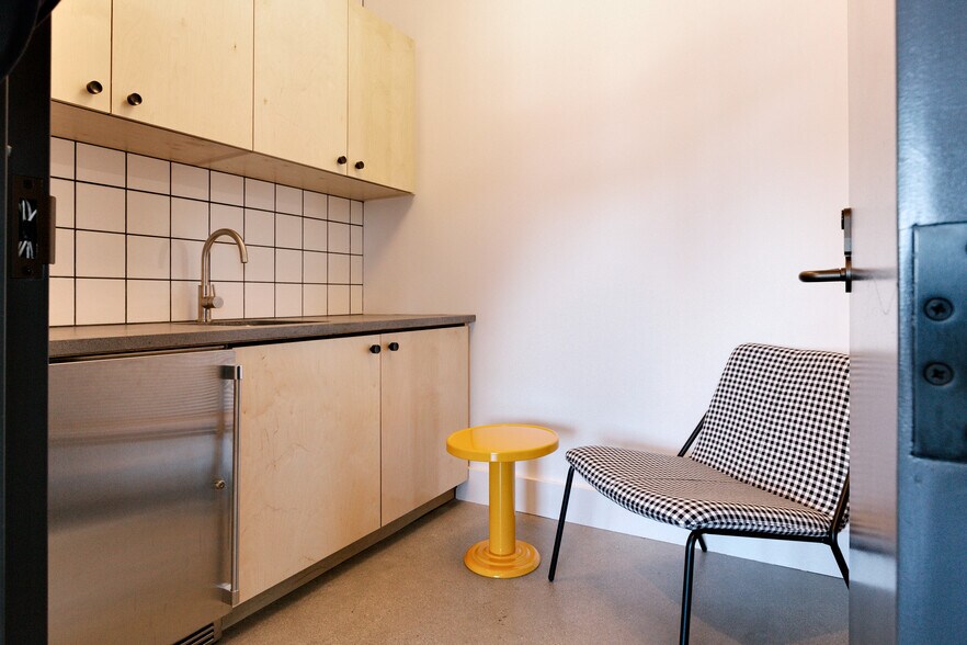 More Photos Of 8910 University Center Ln, San Diego Coworking Space