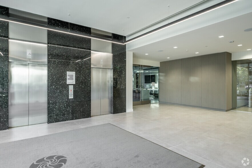 More Photos Of 675 Anton Blvd, Costa Mesa Office For Lease