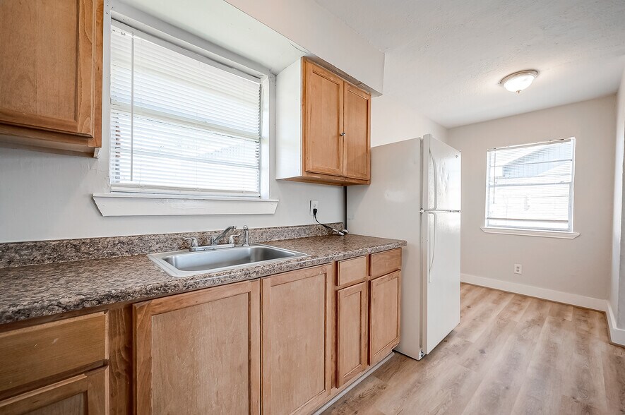 More Photos Of 8814 Manus St, Houston Apartments For Sale