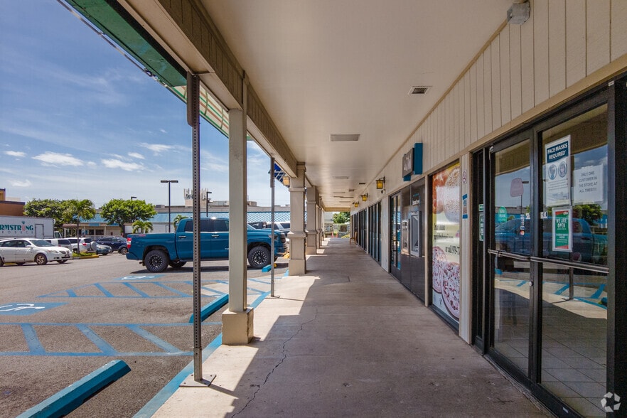 More Photos Of 98-1254 Kaahumanu St, Pearl City Unknown For Lease