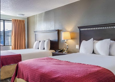 More Photos Of 6880 Sunset Strip Ave NW, Canton Hotel For Sale