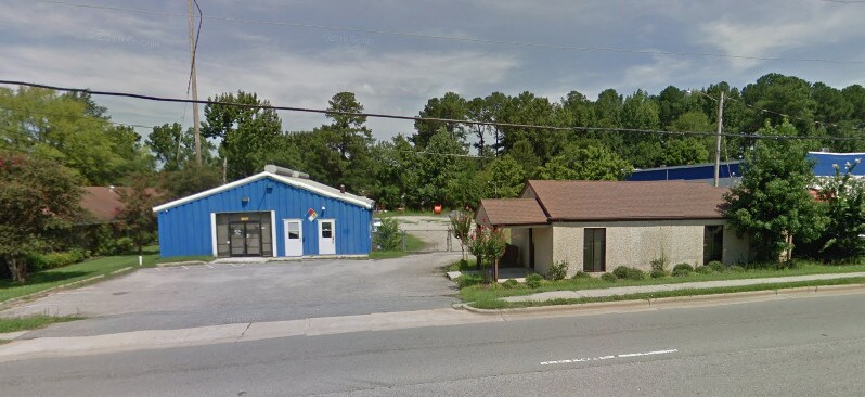 More Photos Of 937 N Brightleaf Blvd, Smithfield Light Distribution For Sale