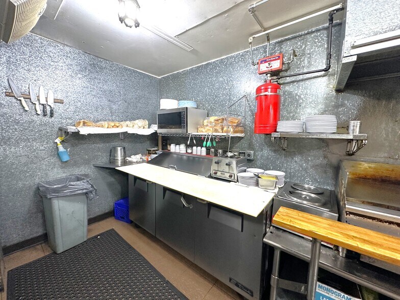 More Photos Of 4280 S Highway 95, Fort Mohave Restaurant For Sale