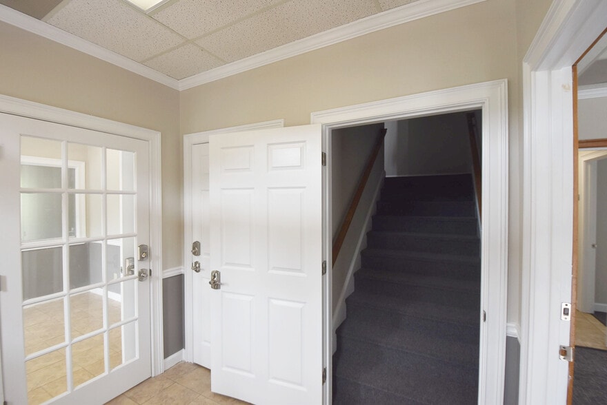 More Photos Of 116 Peachtree Ct, Peachtree City Medical For Lease