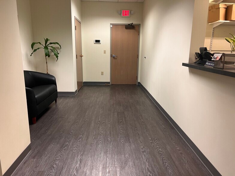 More Photos Of 100 Technology Dr, Trumbull Medical For Lease