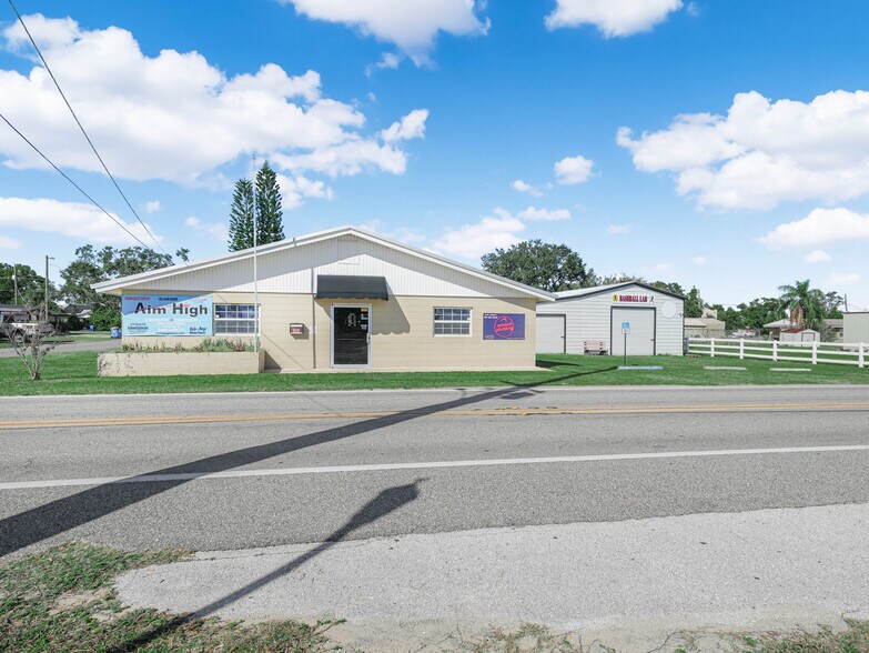 More Photos Of 109 N 3rd St, Eagle Lake Storefront Retail Office For Sale