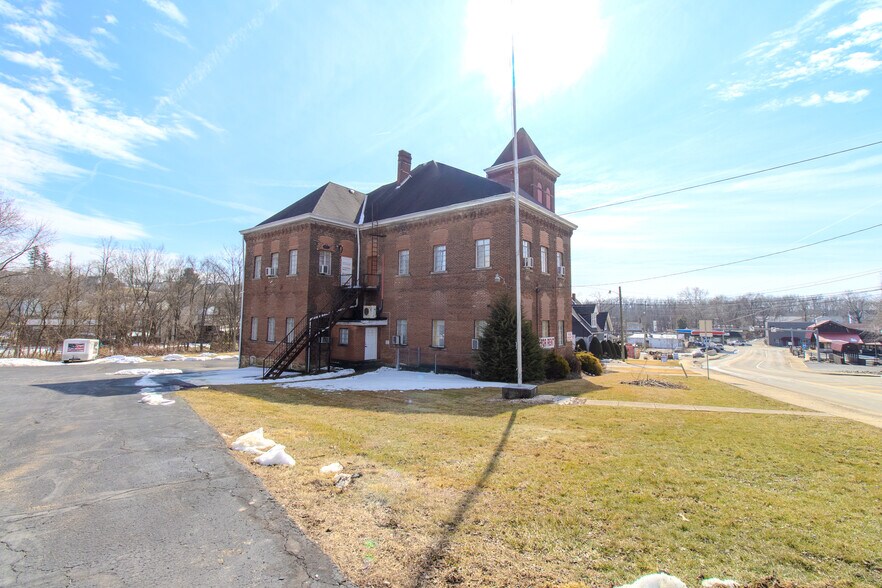 More Photos Of 1006 Harrison City Export Rd, Harrison City Office For Lease