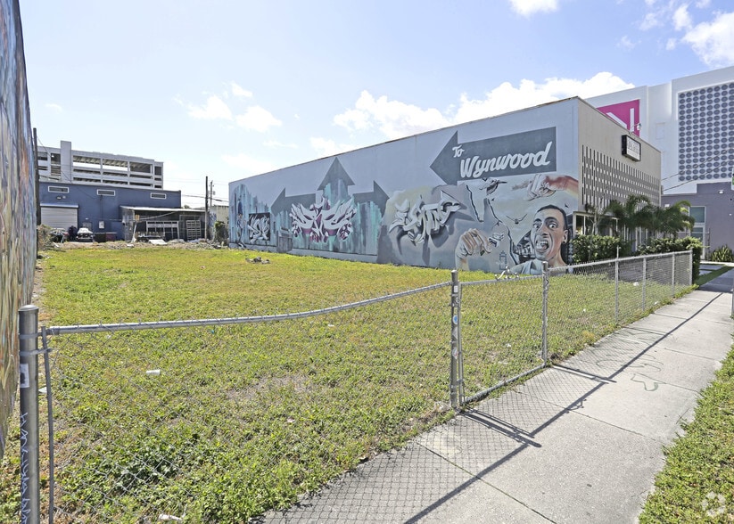 More Photos Of 320 NW 29th St, Miami Land For Sale