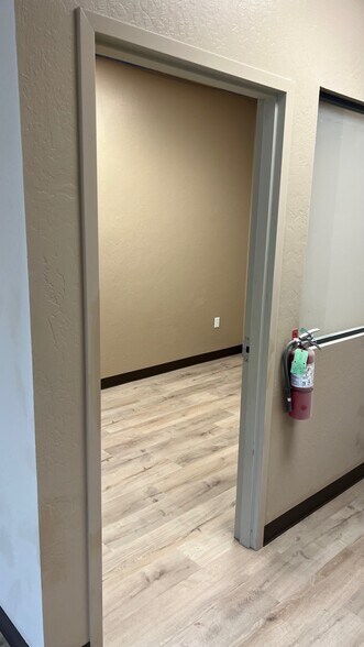 More Photos Of 90 Copper Cove Dr, Copperopolis Storefront For Lease