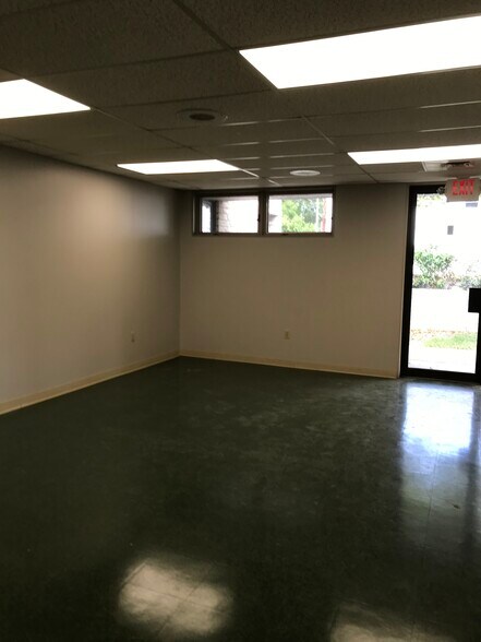 More Photos Of 4520 Oberlin Ave, Lorain Medical For Sale