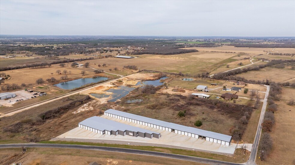 More Photos Of 3400 X A Meyer Ct, Granbury Specialty For Sale