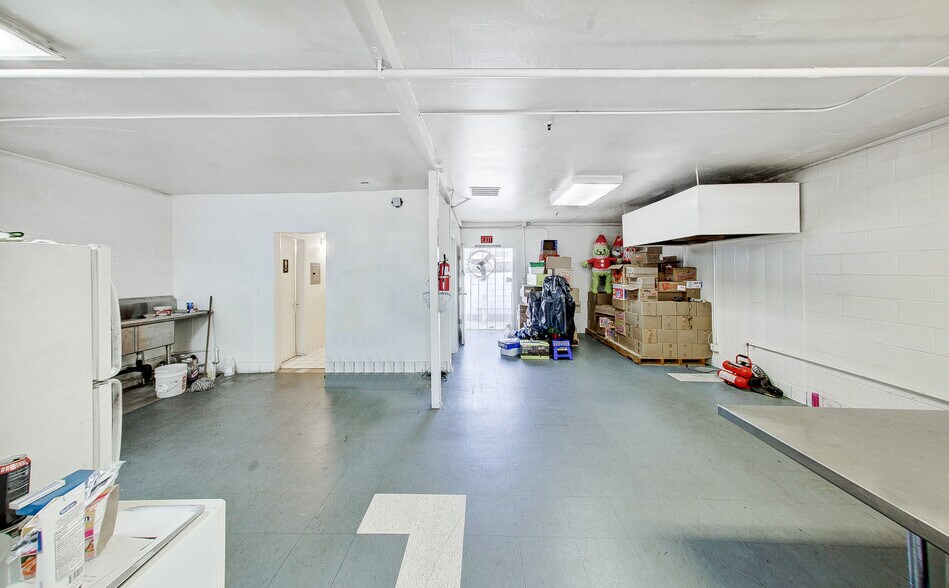 More Photos Of , Pico Rivera General Retail For Sale