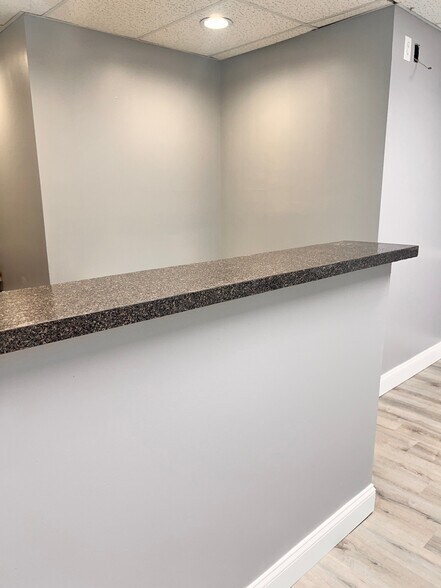 More Photos Of 233 Union Ave, Holbrook Medical For Lease