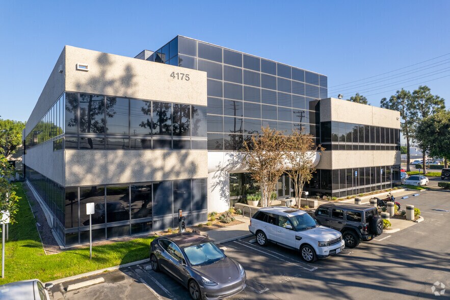 More Photos Of 4095 E La Palma Ave, Anaheim Flex For Sale