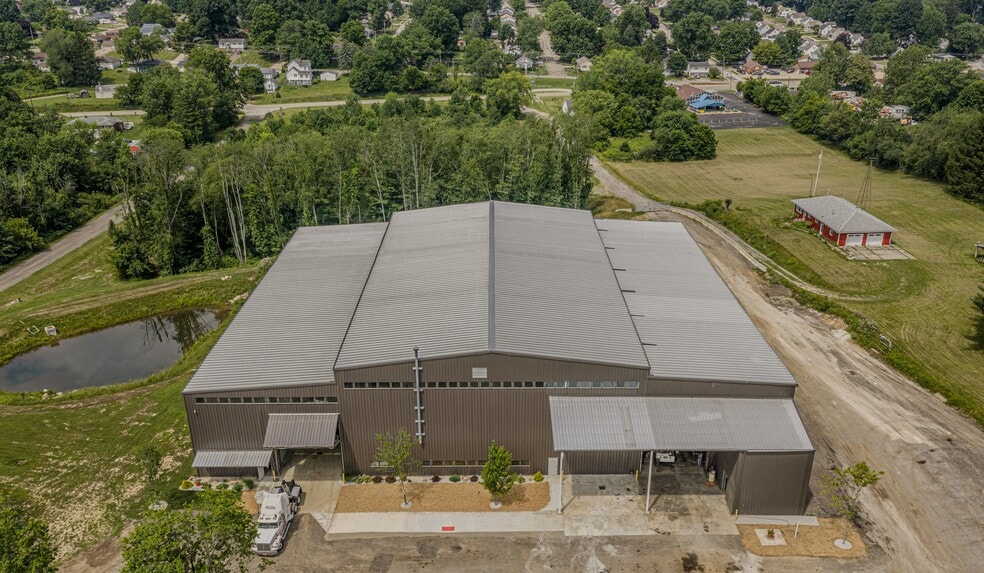 Primary Photo Of 5205 Cleveland Massillon Rd, Norton Manufacturing For Lease