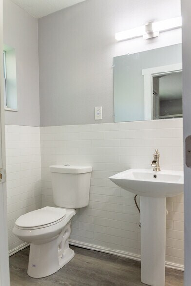 More Photos Of 3901 W Platt St, Tampa Assisted Living For Sale