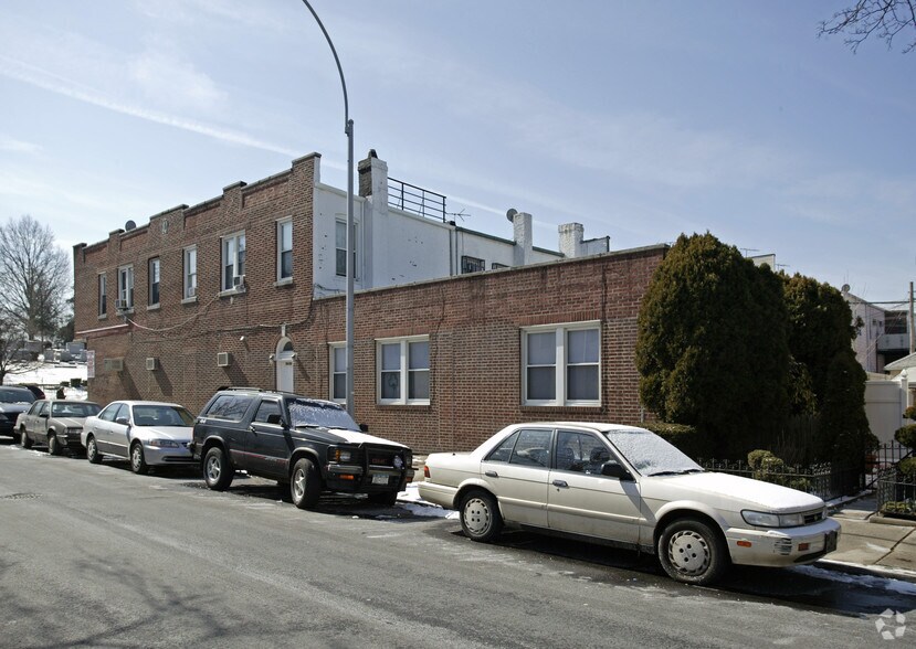 More Photos Of 76-17 Myrtle Ave, Ridgewood Storefront Retail Residential For Sale