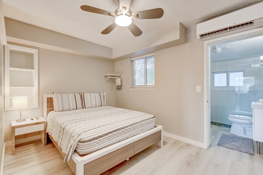More Photos Of 1100 NE 18th Ct, Fort Lauderdale Apartments For Sale