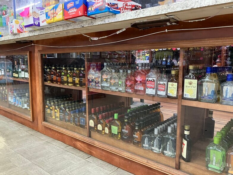 More Photos Of 2821 Cusseta Rd, Columbus Freestanding For Lease