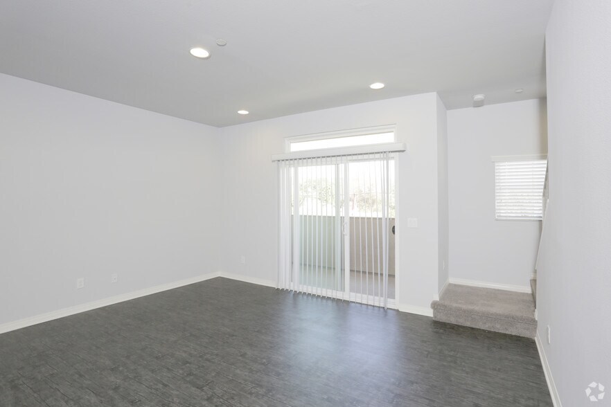 More Photos Of 307 Sycamore Rd, San Ysidro Apartments For Sale