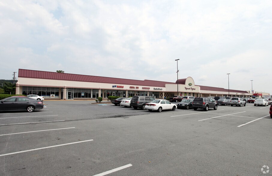 More Photos Of 3975-3995 Columbia Ave, Columbia Unknown For Lease