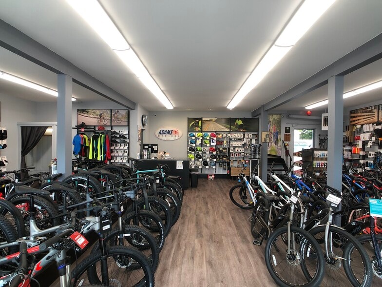 More Photos Of 270 Larkfield Rd, East Northport Storefront Retail Office For Sale