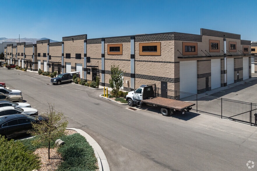 More Photos Of 13865 S 2700 W, Bluffdale Flex For Lease