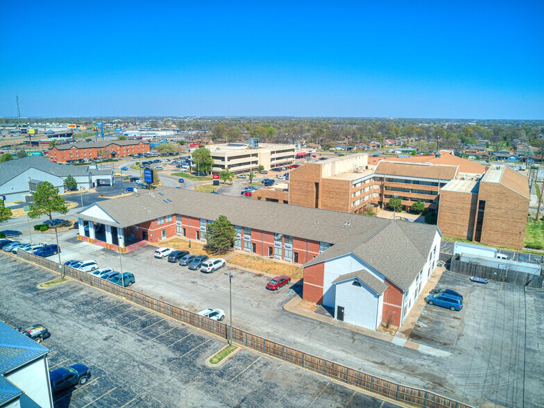 More Photos Of 3211 S 79th East Ave, Tulsa Apartments For Sale