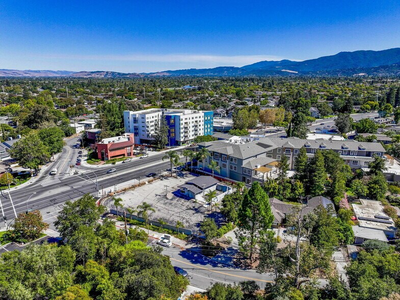 More Photos Of 2355 S Bascom Ave, Campbell Freestanding For Sale