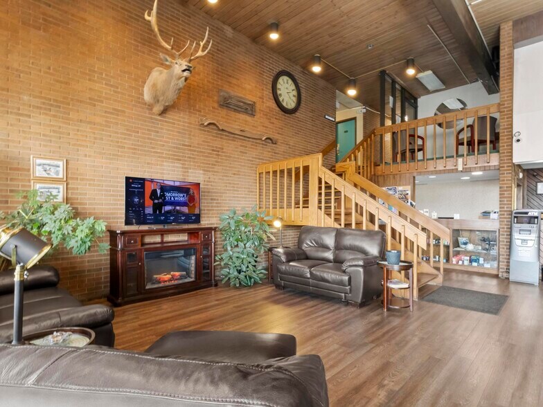 More Photos Of 1020 E US Highway 14-16, Gillette Hotel For Sale