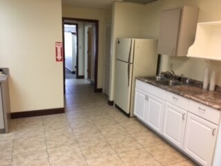 More Photos Of 6808-6832 Hanging Moss Rd, Orlando Showroom For Lease