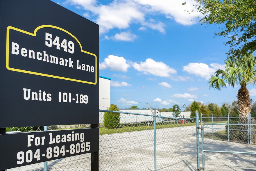 More Photos Of 5449 Benchmark Ln, Sanford Warehouse For Lease