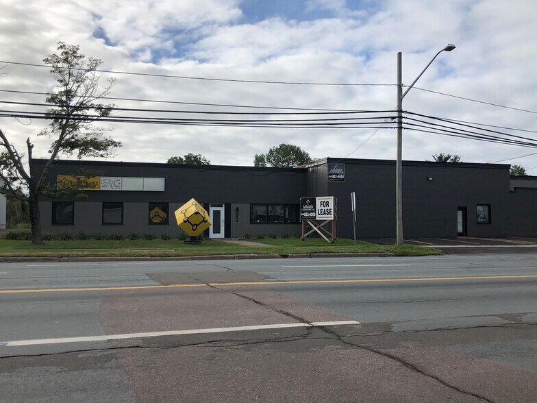 More Photos Of 524 St George Blvd, Moncton Office For Lease