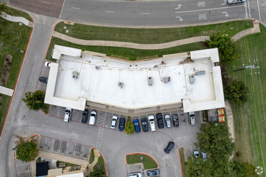 More Photos Of 700 E Whitestone Blvd, Cedar Park Unknown For Lease