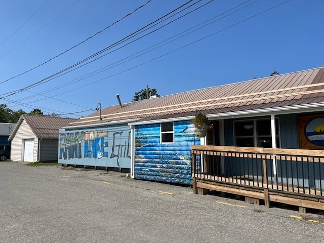 More Photos Of 2079 Spruce St, Ranier Restaurant For Sale