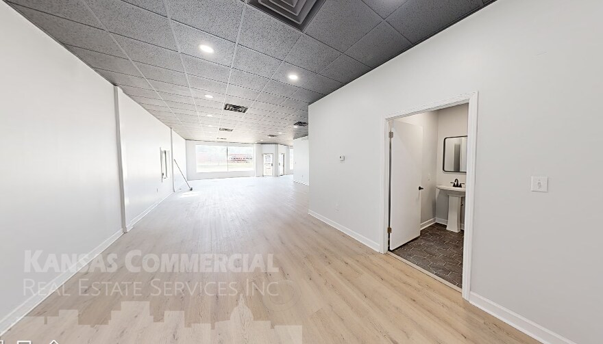 More Photos Of 1122 SW 10th Ave, Topeka Office For Lease