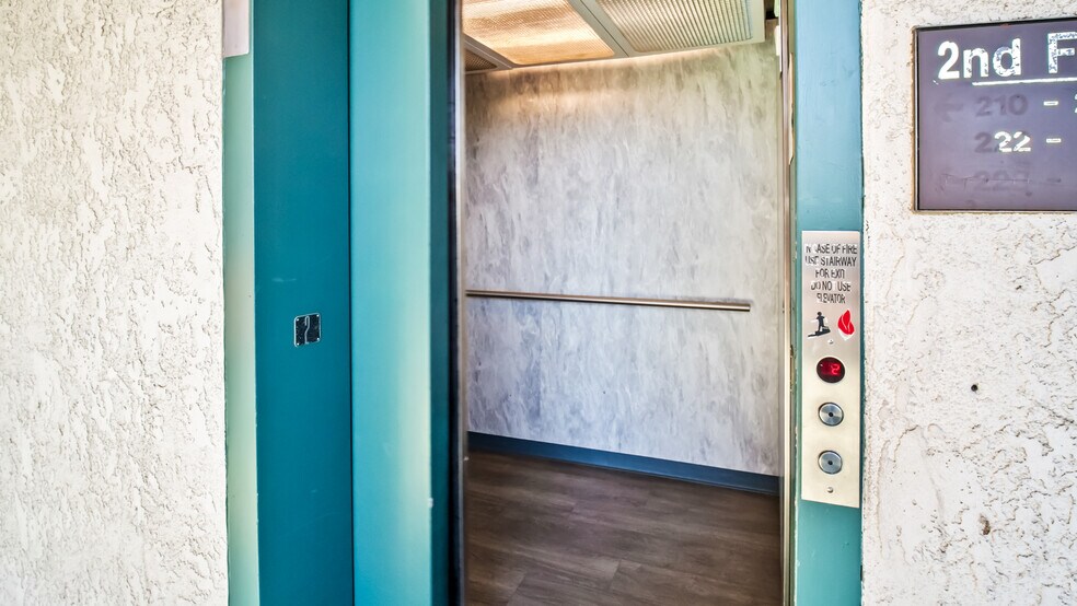 More Photos Of 5500 Atherton St, Long Beach Medical For Lease