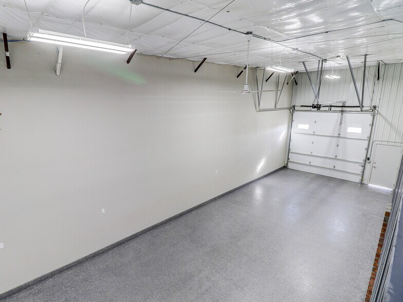 More Photos Of 341 1st St, Mead Warehouse For Sale