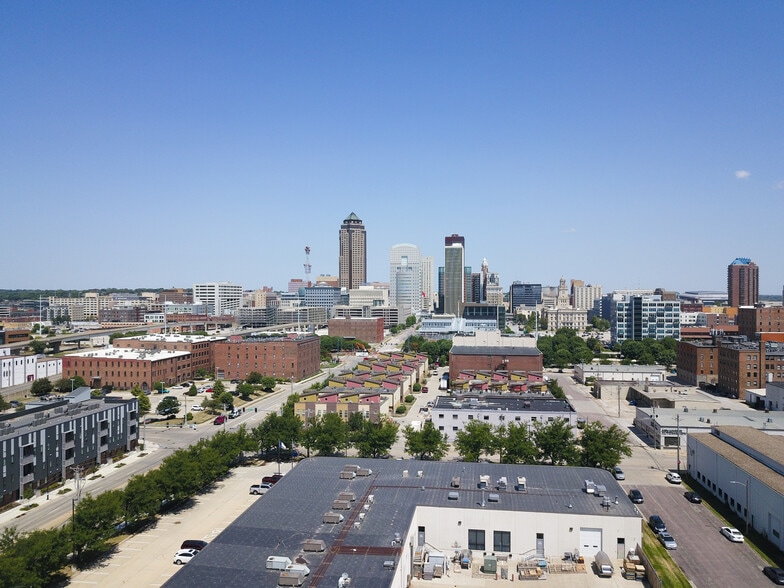 More Photos Of 520 SW 5th St, Des Moines Manufacturing For Sale